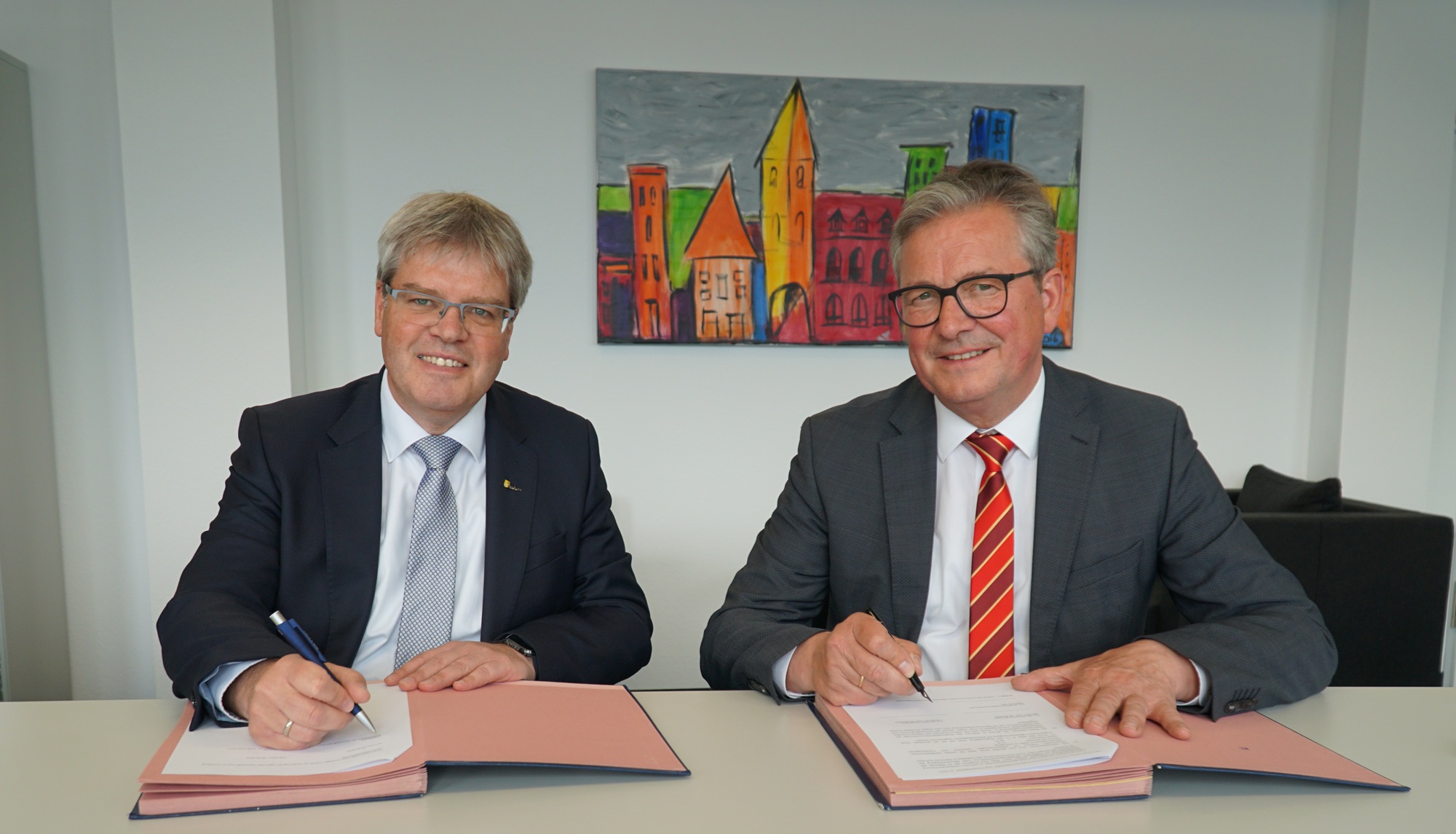 Vertragsunterzeichnung Borchen-Paderborn_2025-06-05